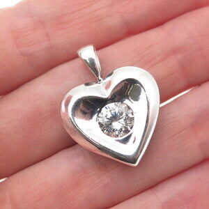 HAN 925 Sterling Silver Vintage Round-Cut C Z Heart Oxidized Mini Charm Pendant